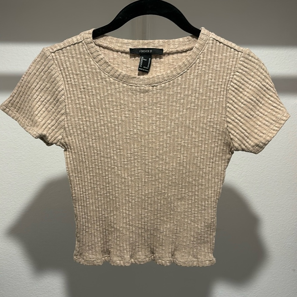 Tab crop top